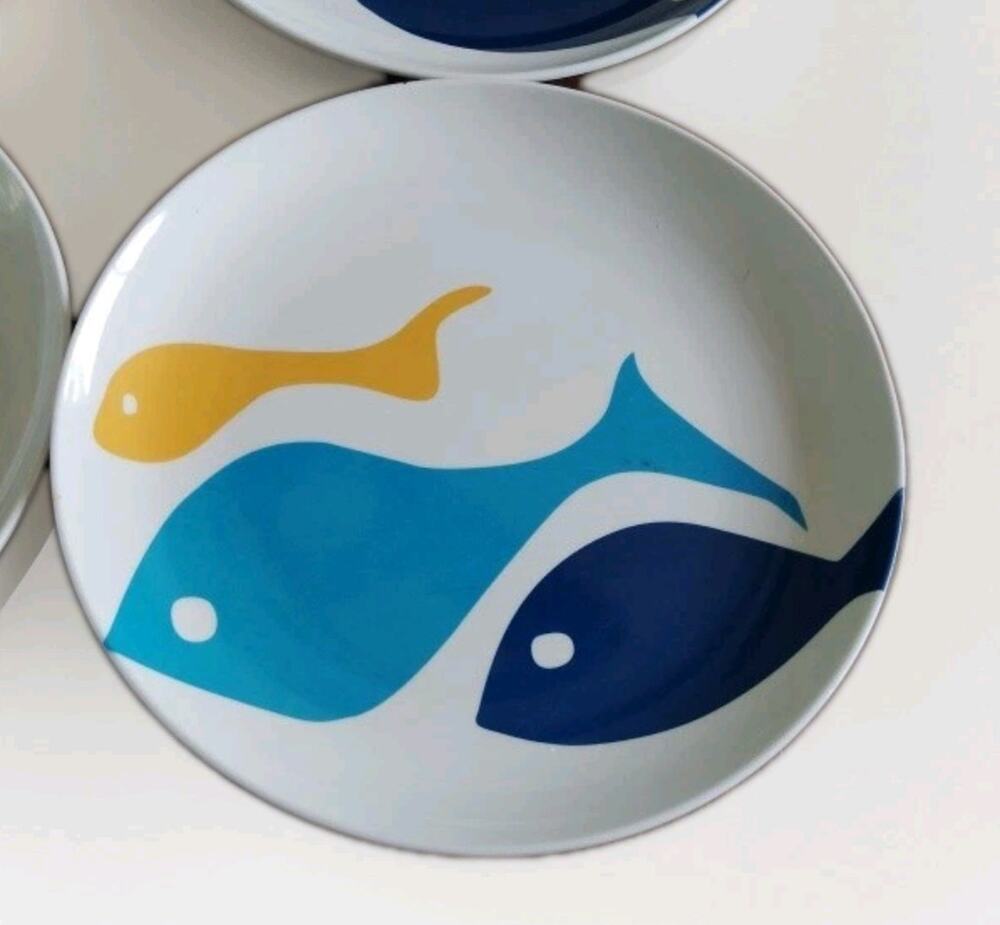 Pottery Barn Melamine 4 Plates School Of Fish Pattern Preowned- Used
